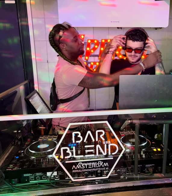 Rockstar for an hour: VIP DJ workshop in a real club - Entering the club setup: why this workshop works