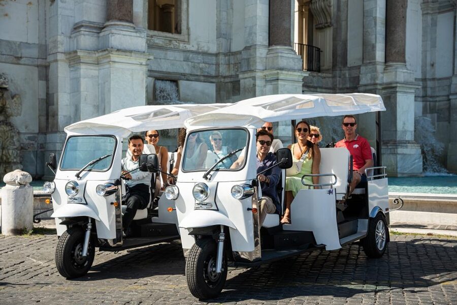 Rome: 2-Hour Vip Tuk-tuk tour with Hotel Pickup and Prosecco - Should You Book This Rome VIP Tuk-Tuk Tour?