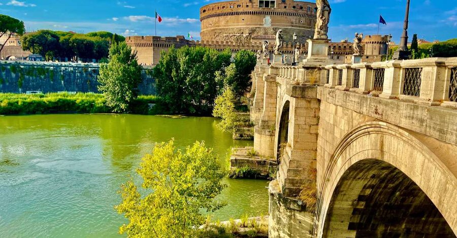 Rome: Castel Sant'Angelo and Hadrian's Tomb Guided VIP Tour - Castel Sant’Angelo: Hadrian’s Tomb, Then a Fortress for Power