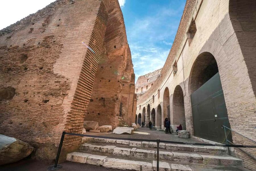 Rome: Colosseum Arena, Roman Forum & Palatine Hill VIP Tour - Price and what $112 buys you in real terms