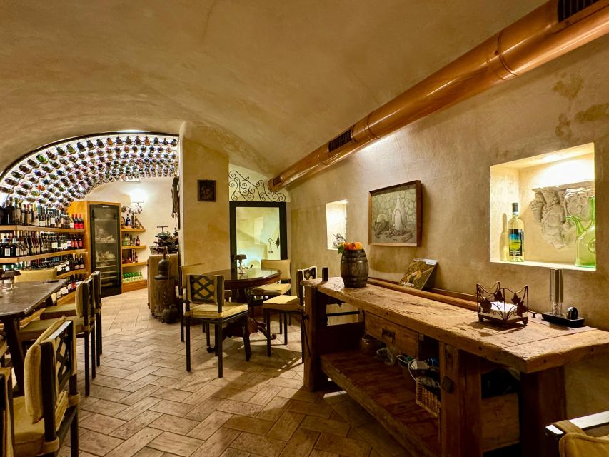 Rome: Dinner Food Tasting & Wine Pairing VIP Experience - The wines: Prosecco, then whites and reds matched to the food