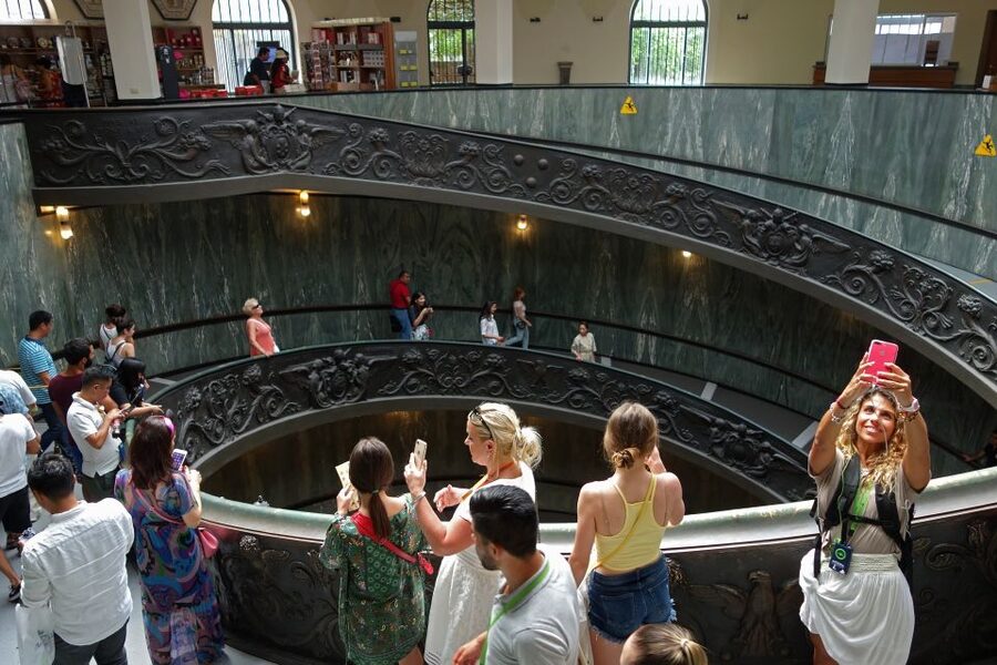 Rome: Vatican and Sistine Chapel Tour with VIP Entrance - FAQ