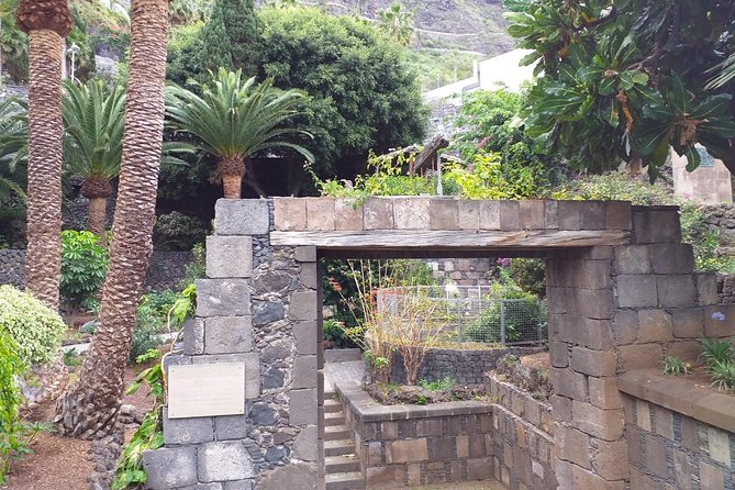 Round The Island Trip Without Teide VIP TOUR - Garachico: how one volcano reshapes a village
