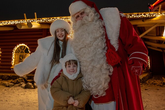 Rovaniemi Santa Claus Village Husky and Reindeer Tour VIP VAN - Finding the van at Revontuli: pickup that saves time (if you follow it)