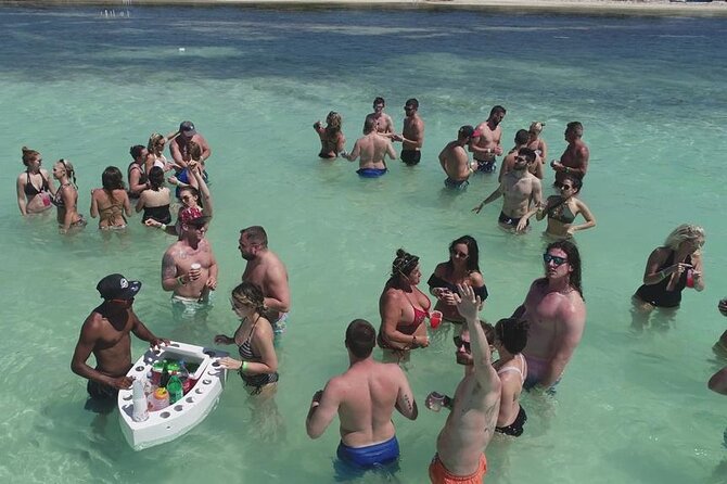 Sabina del Mar Party Boat VIP - On-board vibes: music, Bluetooth playlists, and a crew that sets the tone