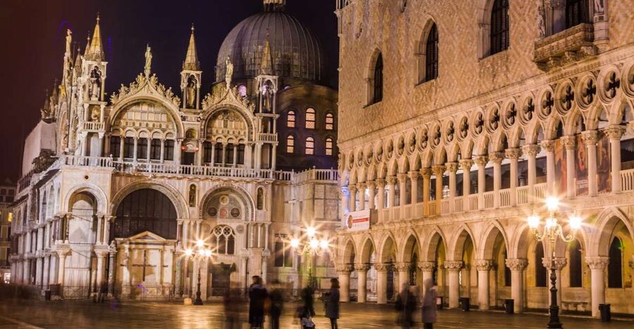 Saint Mark's and Doge's Palace: VIP After Hours Tour - Doge’s Palace at Night: Color-Changing Facade and a Strong Guided Story