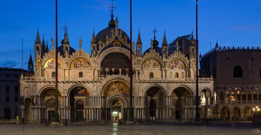 Saint Mark's Basilica: After Hours Private Tour - The Golden Church’s Details: Mosaics, Domes, Floors, and How the Guide Makes Them Make Sense