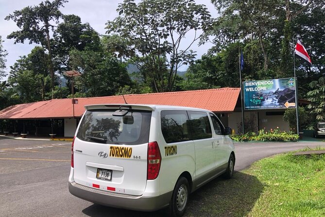 San Jose Airport to La Fortuna Private VIP Transfer - Meet the driver at SJO, then get moving fast