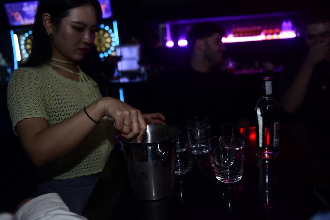 Seoul: Apgujeong Premium Pub Crawl with VIP Bottle Service - Stop 3: SOHO Lounge Seoul in Apgujeong for a Polished Finish