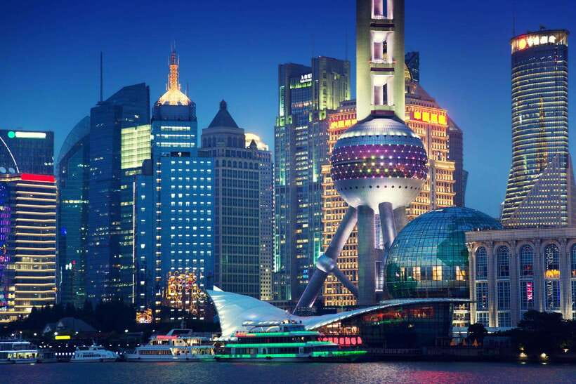 Shanghai Night River Cruise VIP Seat with Authentic Dinner - Should you book this Shanghai Night River Cruise VIP with authentic dinner?