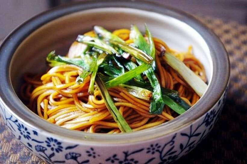 Shanghai Night River Cruise VIP Seat with Authentic Dinner - Who this VIP cruise-and-dinner tour is best for