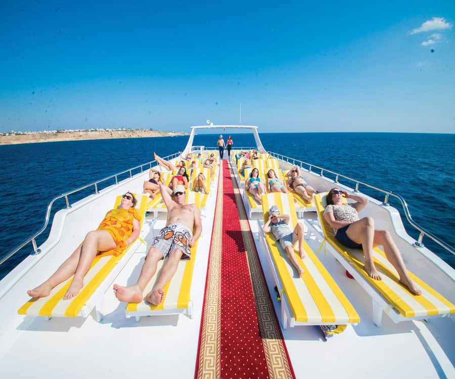 Sharm el-Sheikh: Ras Mohammed Elite VIP Cruise and BBQ Lunch - The boat experience: loungers up top, shade below, and staff who notice you
