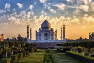 Skip-the-Line Taj Mahal VIP Entrance Tour - What “skip-the-line” really means for your morning