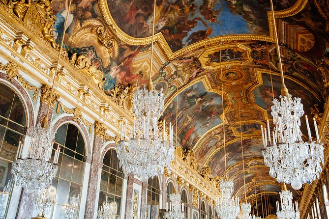 Small Group VIP Versailles Bike Tour from Paris with King's Apartments Access - Hall of Mirrors and Marie Antoinette’s Chambers: How Much Famous Versailles You Really Get