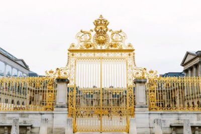 Small Group VIP Versailles Bike Tour from Paris with King's Apartments Access - The Morning Market and Picnic Setup (What to Budget and What to Pack)