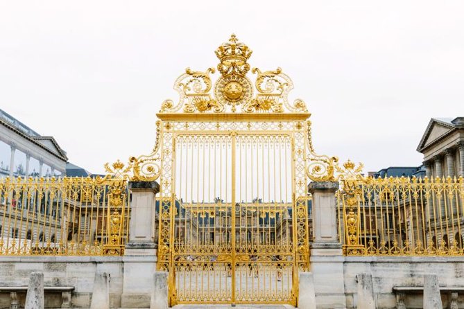 Small Group VIP Versailles Bike Tour from Paris with King's Apartments Access - The Morning Market and Picnic Setup (What to Budget and What to Pack)