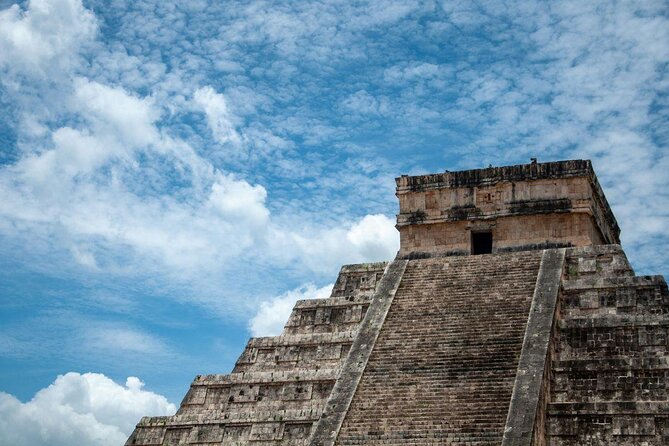 Small VIP Group: Teotihuacan Pyramids and Shrine of Guadalupe with lunch - Key Things I’d Watch Before You Go