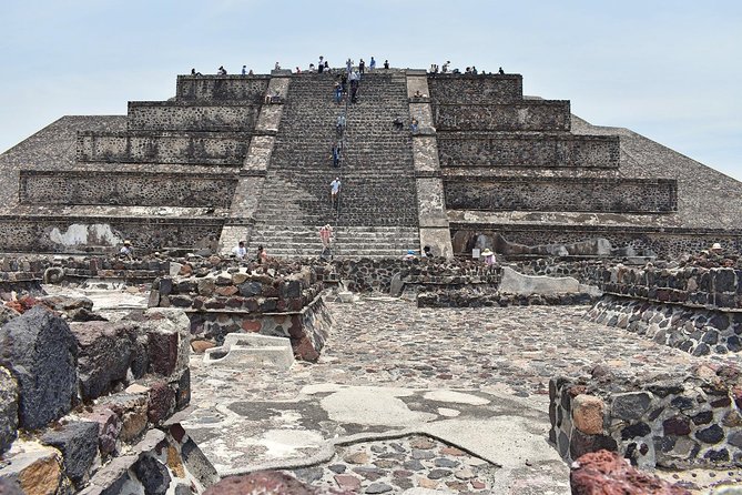 Small VIP Group: Teotihuacan Pyramids and Shrine of Guadalupe with lunch - Key Stops at Teotihuacan You’ll Actually Remember
