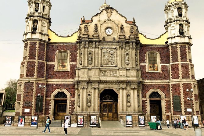 Small VIP Group: Teotihuacan Pyramids and Shrine of Guadalupe with lunch - Museo de la Basilica de Guadalupe and the Shrine Experience