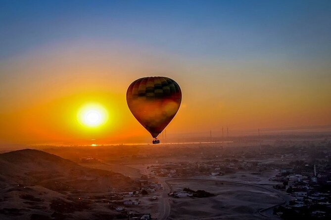 Sunrise Over the Kings - Dream Flight Experience Vip Ballon - Pickup and the early-morning reality check