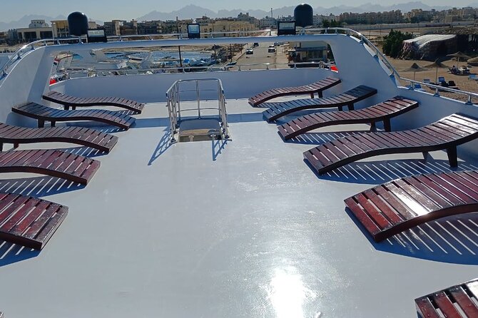 Swim with Dolphins VIP snorkeling Boat Trip with lunch - Hurghada - Practical tips to get the most from the day