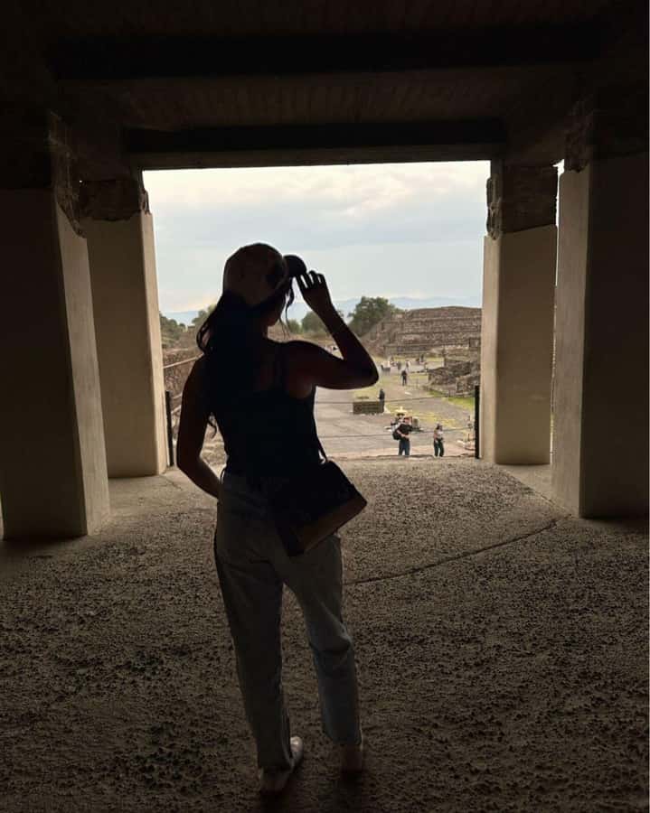 Teotihuacan VIP: Tour of the pyramids and Basilica of Guadalupe, tourist areas - Optional ATV ride and the guided catacombs: the real difference-maker