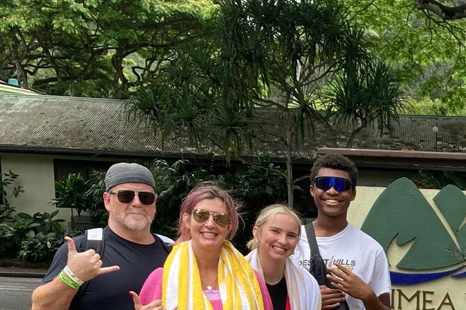 "The Dole Plantation" & "North Shore" Private Limousine VIP Tour! - Should you book this Dole and North Shore Private Limousine VIP Tour?