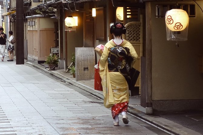 The Kyoto VIP Experience! - Stop 4: Kinkaku-ji (Golden Pavilion)—the showpiece, timed for impact