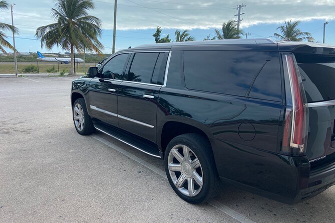 Turks and Caicos Private SUV And VIP Airport Transportation - From arrival gate to SUV: how the VIP pickup feels