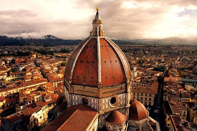 Uffizi Gallery Guided VIP Small Group Experience - The Guide + Headsets: Clarity in a Crowded Museum