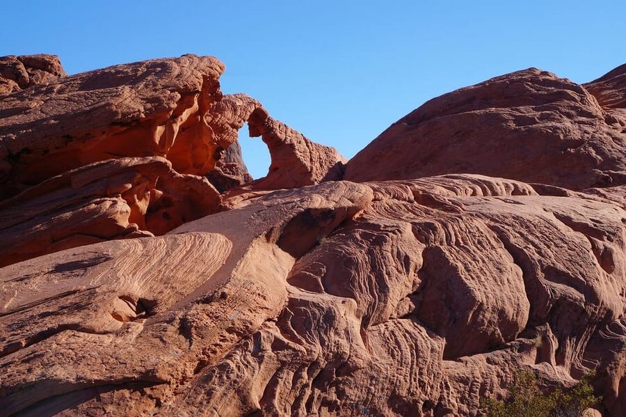Valley of Fire VIP Small Group Tour From Las Vegas - Walking comfort: shoes, heat, and pacing