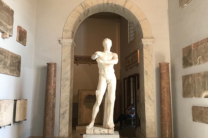 Vatican Museums, Sistine Chapel VIP Entry + Audioguide and Pickup - Audioguide + private group: the balance that makes or breaks it