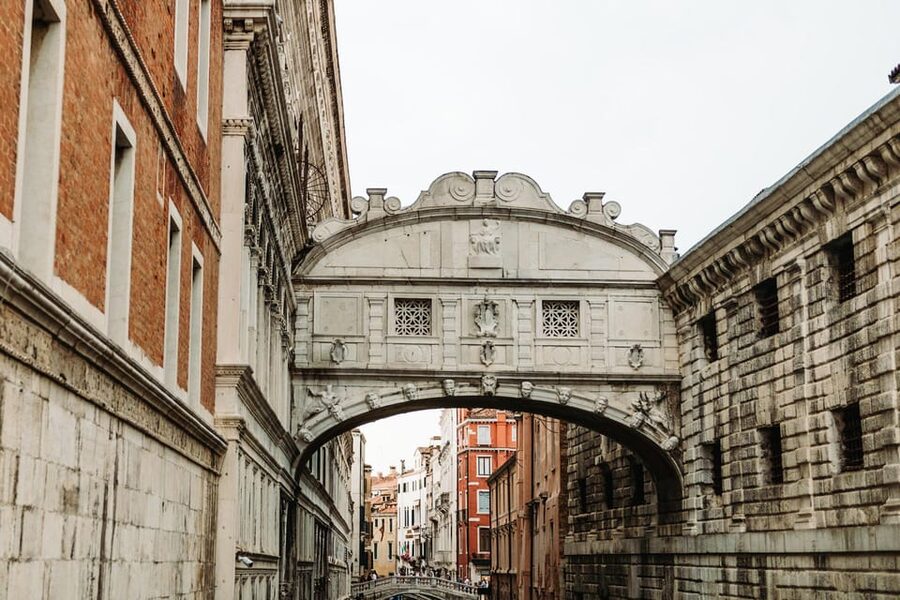 Venice: After-Hours St. Mark’s & Doge's Palace VIP Tour - Bridge of Sighs and the Prison Walk That Breaks the Romance