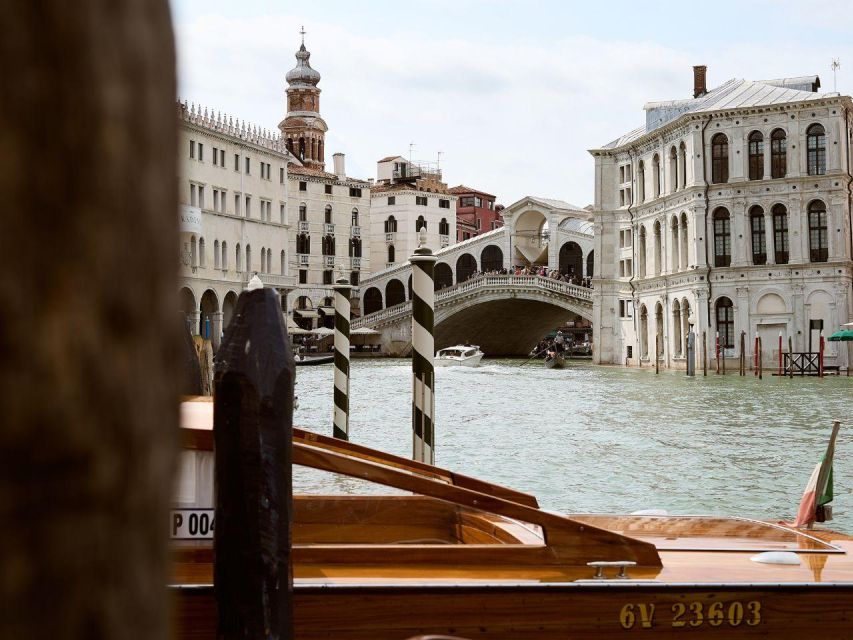 Venice: Vip Semi-Private Walking Tour with Gondola Ride - Why this 3-hour Venice plan feels smarter