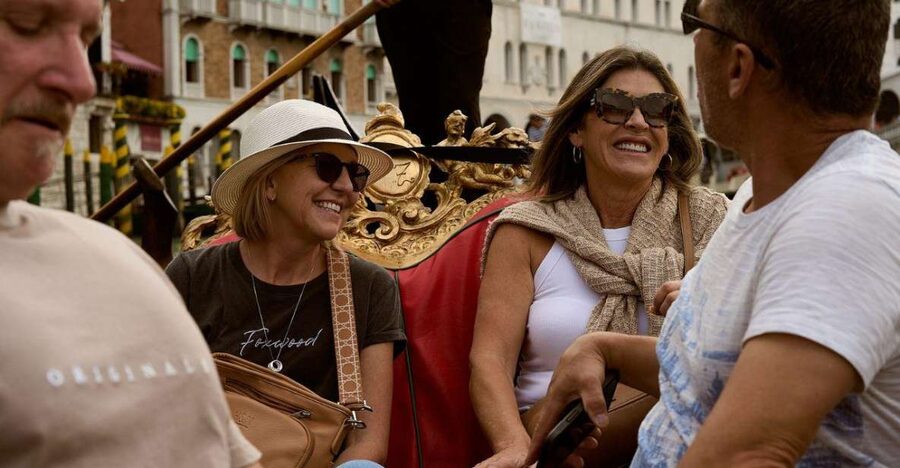 Venice: Vip Semi-Private Walking Tour with Gondola Ride - Meeting at St Mark’s Square and getting your bearings fast