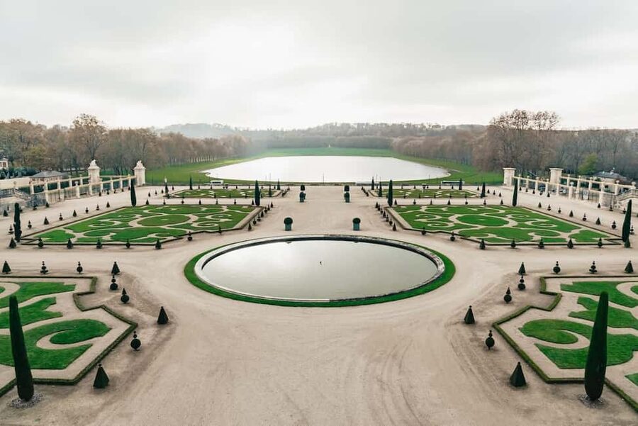 Versailles: Entry ticket & Private Apartments VIP Tour - How the Guide Turns Rooms into a Story You Can Follow