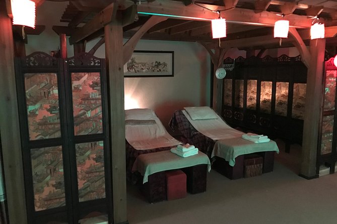 VIP 60 Minute Body Massage w/ Hot Stones - Location Near the Strip: Fast Relief Without the Time Tax