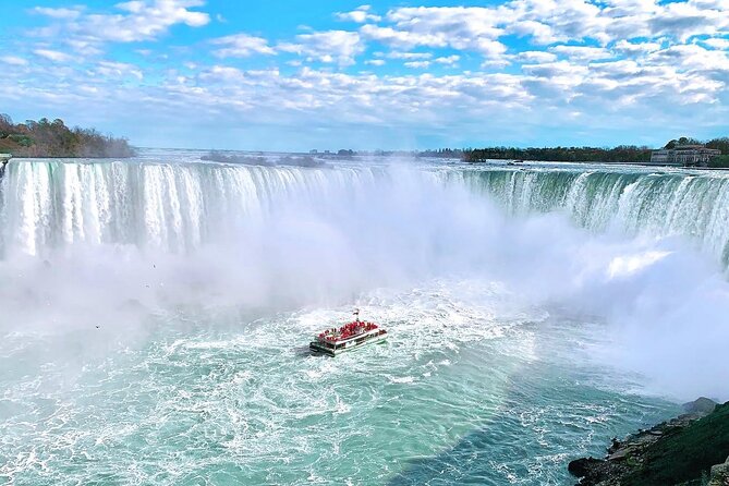 VIP "Adult Only" Tour Package includes the Boat to the Falls - Key highlights