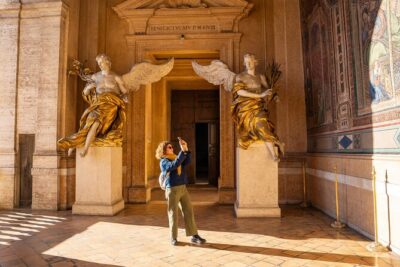 VIP After-hours Tour of Santa Maria Maggiore with Private Option - Meet at Piazza di Santa Maria Maggiore, then step into the quiet