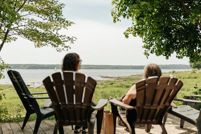 VIP Agritourism Tour of Île d’Orléans & Montmorency Falls (Lunch) - Start at HQ Services Touristiques on Rue Saint-Paul