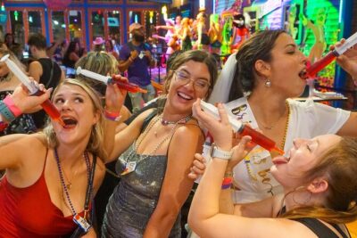 VIP Bar and Club Crawl in Nashville - 8:00 PM Meet-Up at Coyote Ugly: Starting Without Losing Time
