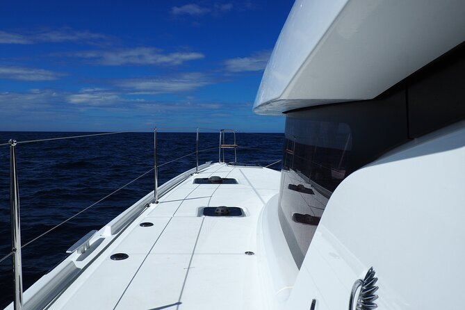 VIP Catamaran Private Tour in Lisbon up to 18 clients - Discoveries Monument and Praça do Comércio: Maritime Themes Up Close