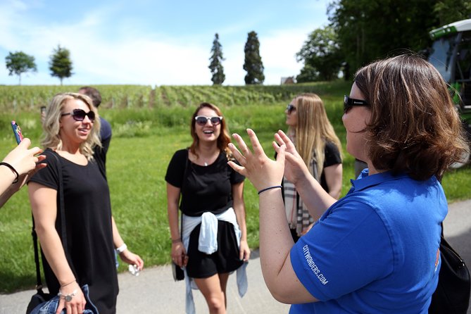 VIP Champagne Region Day Trip with 7 Tastings & Lunch from Paris - Lunch in the region: two courses with Champagne pairings