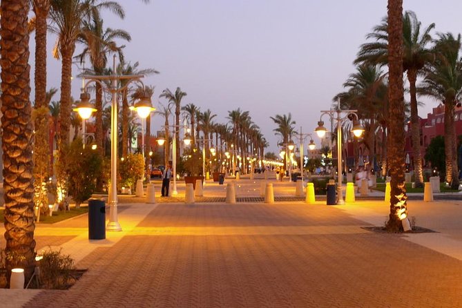 VIP City Tour and Sea Food With Guide And Transfer - Hurghada - Seafood Lunch or Dinner: Why This Is the Value Center