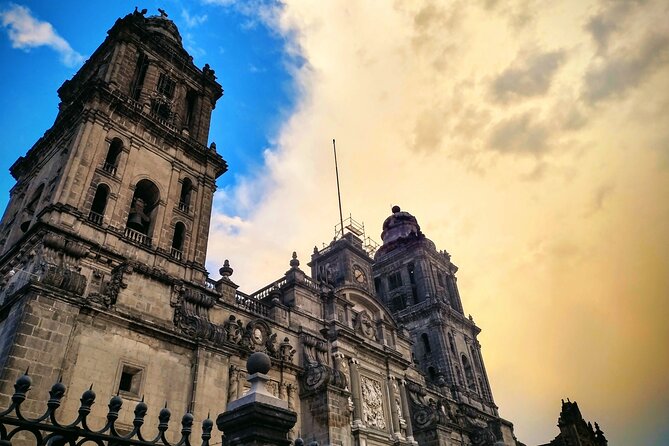 VIP City Tour In Mexico City Driver and Guide Included. - Museo del Templo Mayor: Aztec sacred space, explained simply