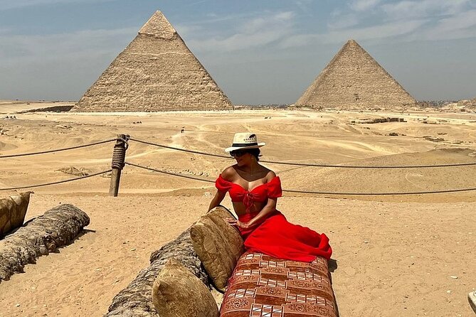 VIP Day Tour inside Giza Pyramids - The panoramic photo stop: making sense of all three pyramids