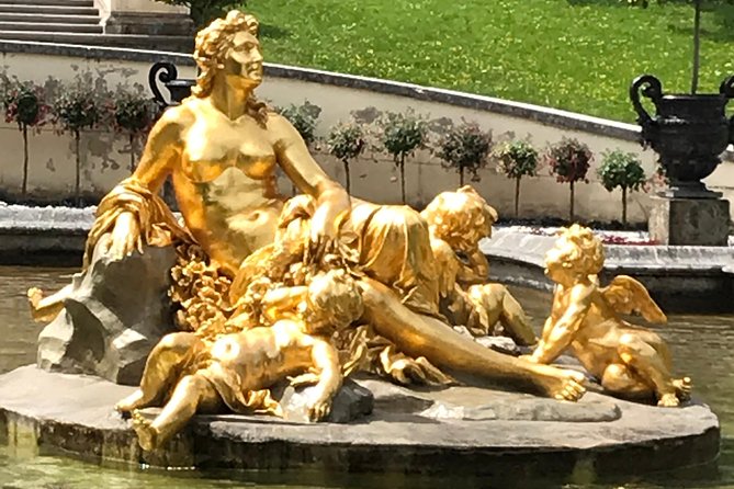 VIP Day Trip Neuschwanstein and Linderhof Castle from Munich - Inside Neuschwanstein: Steps, Rules, and How to Enjoy Rooms Better
