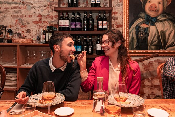 VIP Florence Dinner Tour: Truffle, Florentine Steak & Fine Wines - Via dell’Amorino and the Medici palace: history you can walk through