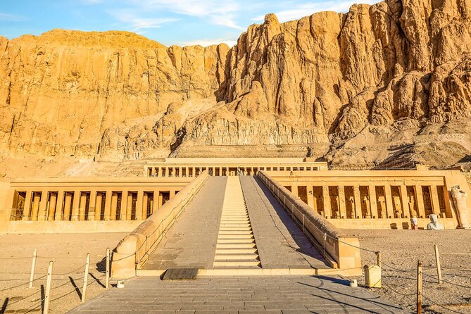 VIP Full Day Luxor, Egypt Tour (East & West Bank) - Luxor East and West Bank in one day: why this combo makes sense