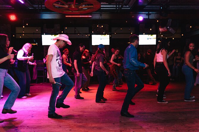 VIP Group Clubbing Experience with the West Coast Party Crawl - The guide and group vibe: what you can expect from a VIP crawl